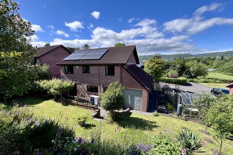 4 bedroom detached house for sale, The Cedars, Llanfoist