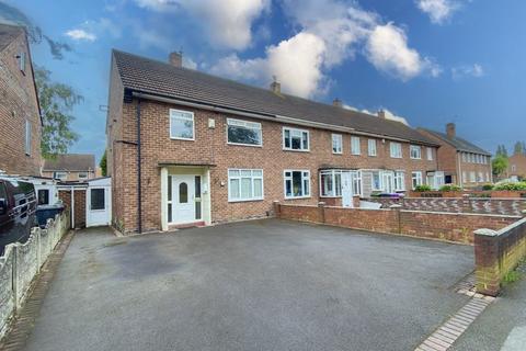 3 bedroom end of terrace house for sale, Primrose Avenue, Wolverhampton