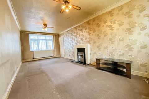 3 bedroom end of terrace house for sale, Primrose Avenue, Wolverhampton