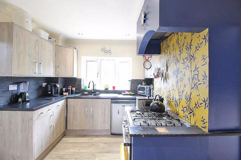 undefined, Gibbons Hill Road, SEDGLEY, DY3 1QA