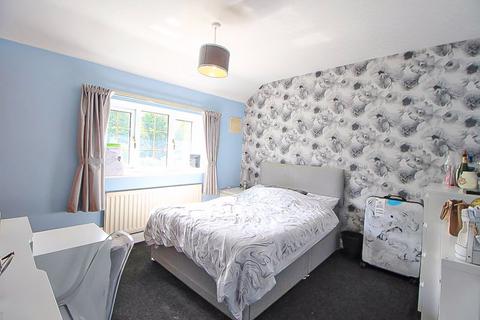 undefined, Gibbons Hill Road, SEDGLEY, DY3 1QA