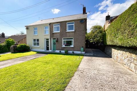 4 bedroom semi-detached house for sale, Llwynhelig, Bryncethin, Bridgend, CF32 9YR