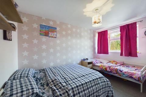 9 Grange Close, Hull, HU2 0AT