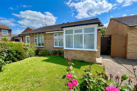 2 bedroom semi-detached bungalow for sale, The Moorings, Littlehampton