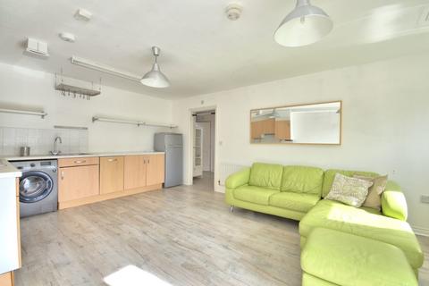2 bedroom apartment to rent, Maltings Close, Cambridge CB5