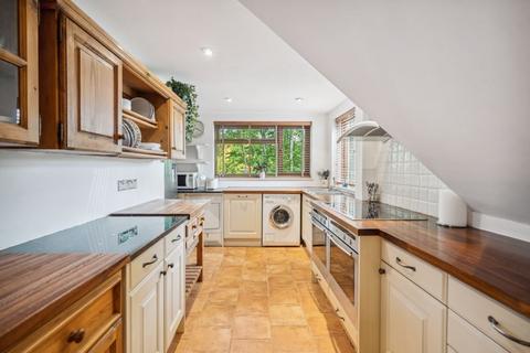 3 bedroom semi-detached house for sale, Milton Fields, Chalfont St. Giles