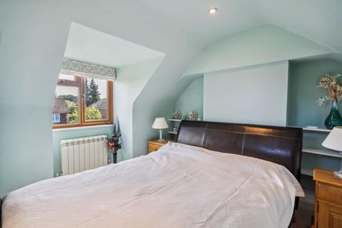5 Milton Fields, Chalfont St Giles, HP8 4ER