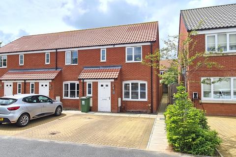 3 bedroom end of terrace house for sale, Duncan Way, North Walsham