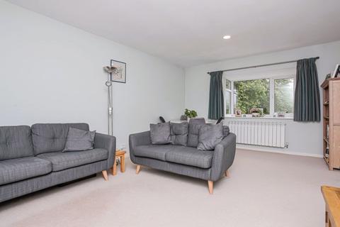 2 bedroom duplex for sale, Western Crescent, Banbury