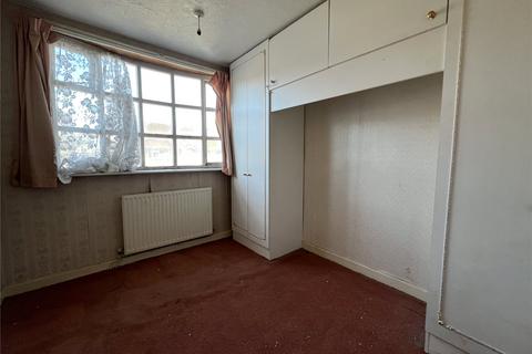 3 bedroom semi-detached house for sale, Dawlish Avenue, Chadderton, Oldham, OL9