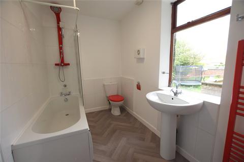 1 Gordon Street, Lees, Oldham, OL4 5BX