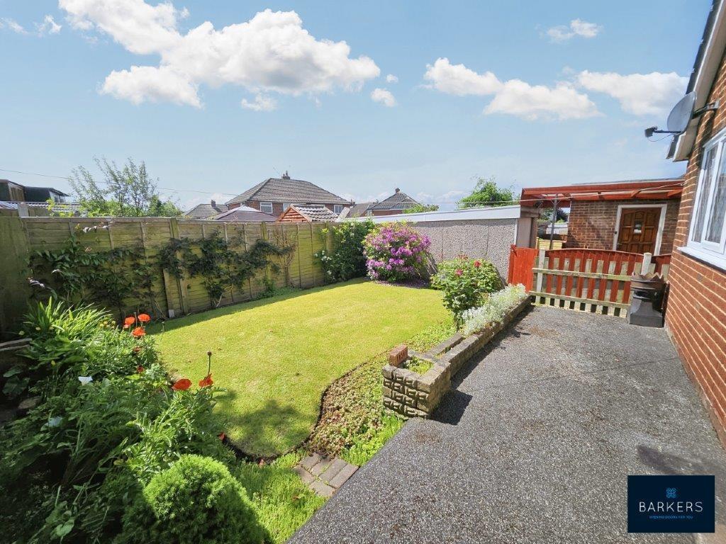 Douglas Avenue, Soothill, Batley 2 bed detached bungalow for sale £232,000