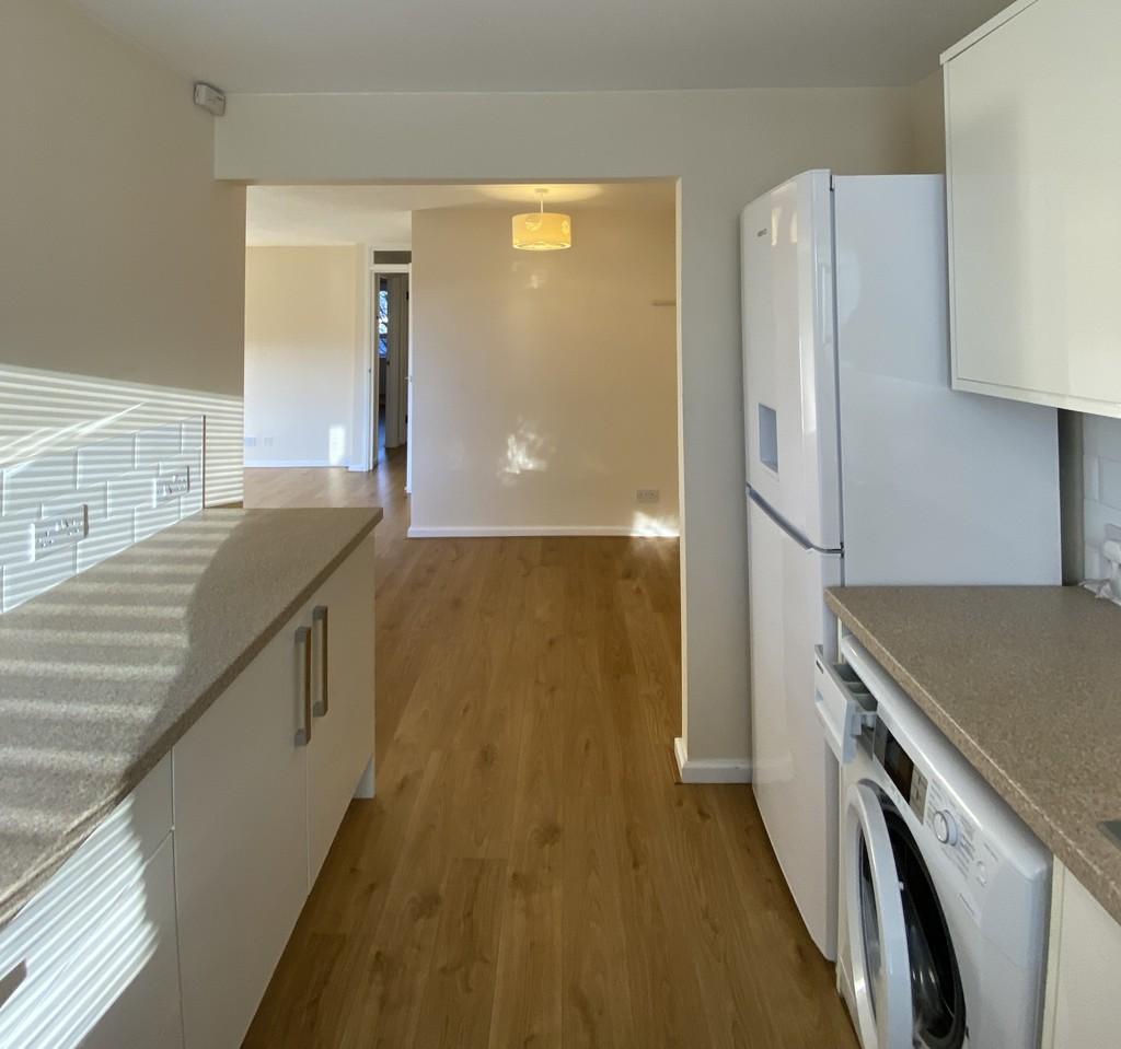 Kitchen (2)