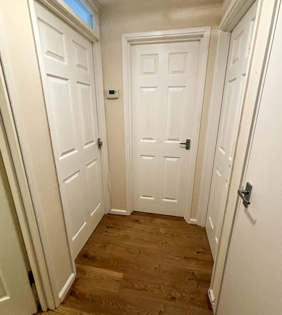 Entrance Hallway (2)-2