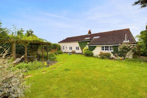 5 bedroom detached house for sale, High Oak Road, Wicklewood, Wymondham