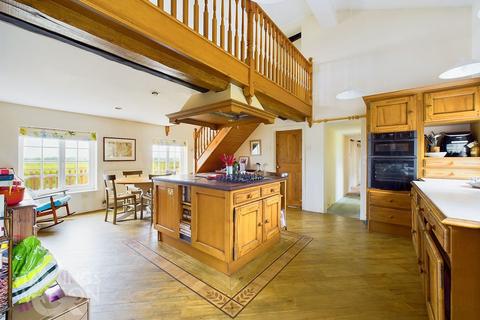 5 bedroom detached house for sale, High Oak Road, Wicklewood, Wymondham