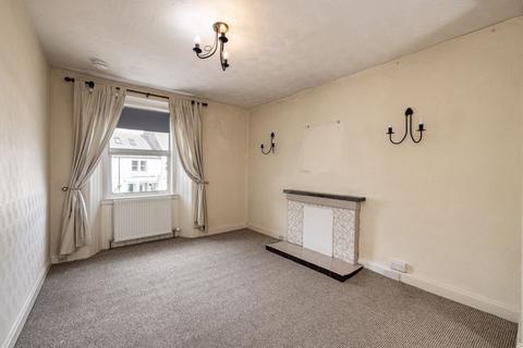 2 bedroom flat for sale, 14 Market Place, Lauder