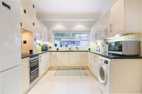 57 Addiscombe Court Road, Croydon, CR0 6TT