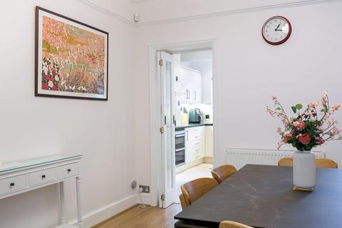57 Addiscombe Court Road, Croydon, CR0 6TT