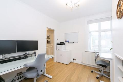 57 Addiscombe Court Road, Croydon, CR0 6TT