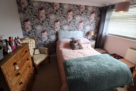 4 bedroom semi-detached house for sale, Bushy Close, Milton Keynes
