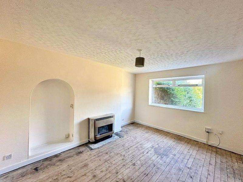 Whitefaulds Avenue, Maybole 4 bed semidetached house for sale £105,000