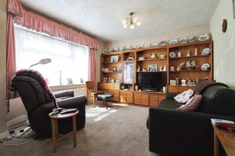 3 bedroom semi-detached house for sale, Carr Road, Northolt
