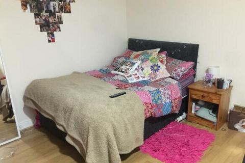 1 bedroom in a house share to rent, Hartopp Road, Leicester, LE2