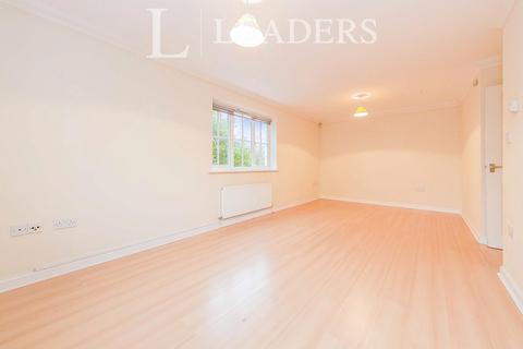 2 bedroom flat to rent, George Williams Way, Colchester