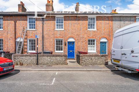 3 bedroom terraced house to rent, Cavendish Street, Chichester
