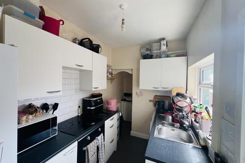 2 bedroom end of terrace house to rent, Rigg Street, Crewe, CW1