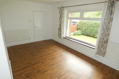 3 bedroom semi-detached house to rent, Ford Hayes Lane, Bentilee, ST2