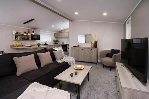 2 bedroom mobile home for sale, Dobbs Weir Caravan Park , Essex Road