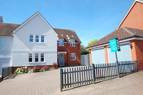 68 Wilkin Drive, Tiptree, Colchester, CO5 0QP