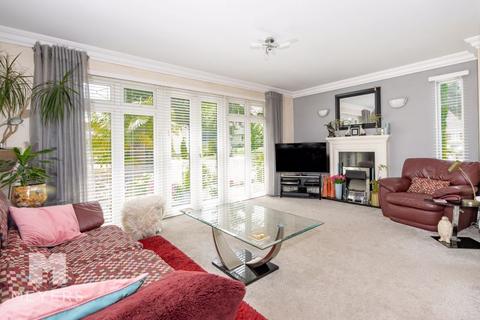 4 bedroom bungalow for sale, Ashley Park, Ashley Heath, Ringwood, BH24