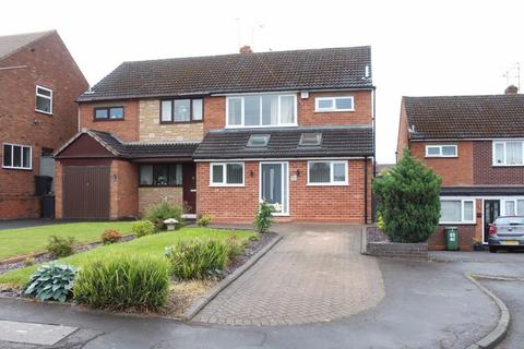 3 bedroom semi-detached house for sale, Brook Street, Kingswinford DY6