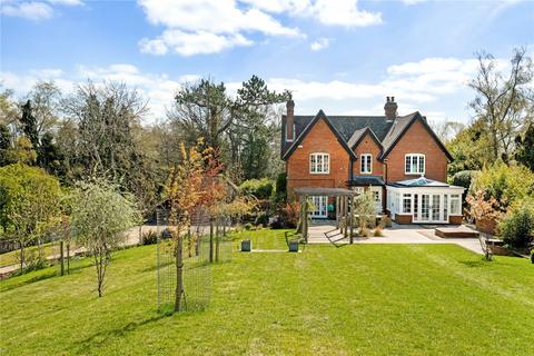 4 bedroom detached house for sale, Five Ashes Road, Castle Hill