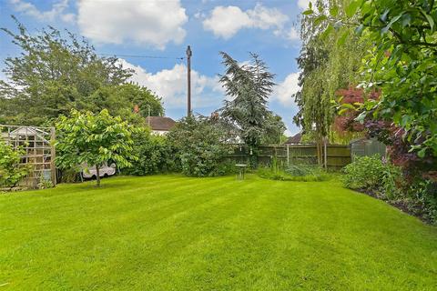 185 Cobham Road, Fetcham, Leatherhead, KT22 9RU