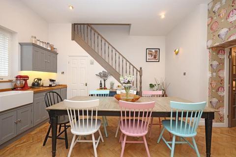 undefined, Trentham, Stoke on Trent ST4