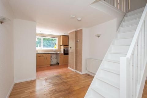4 bedroom terraced house for sale, Contessa Close, Farnborough Village, Orpington, Kent, BR6 7ER