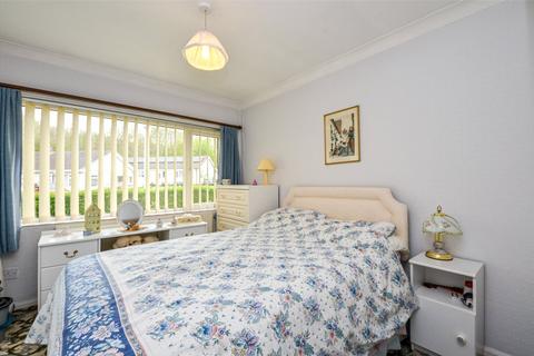 2 bedroom bungalow for sale, Nant Y Glyn, Llandudno Junction, Conwy, LL31