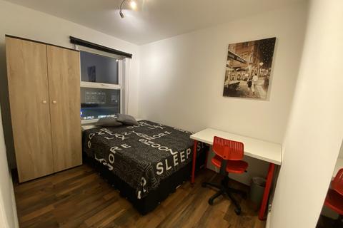 1 bedroom in a house share to rent, Denmark Hill, London SE5