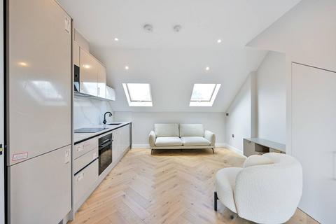 2 bedroom flat for sale, 26 Inglis Road, Ealing Common W5