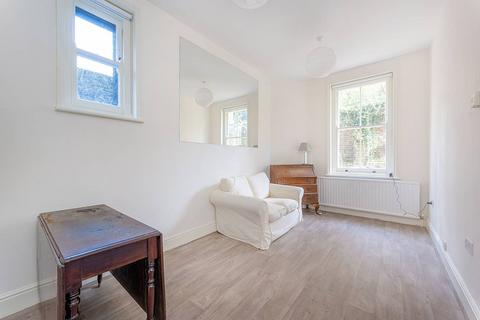 2 bedroom flat to rent, Mornington Avenue, West Kensington, London, W14