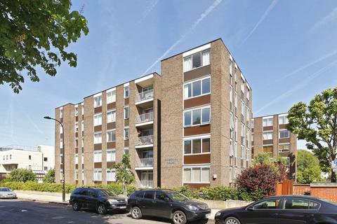 2 bedroom flat for sale, Dinerman Court, St John's Wood, London, NW8