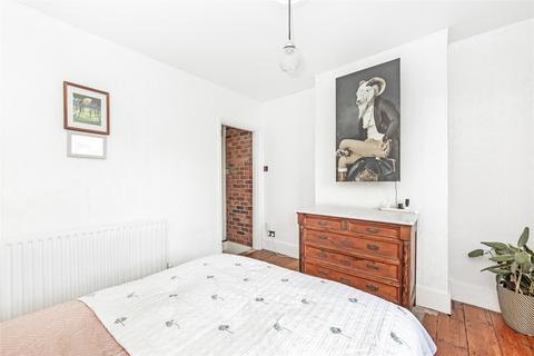 2 bedroom semi-detached house for sale, Whitehorse Lane, London, SE25