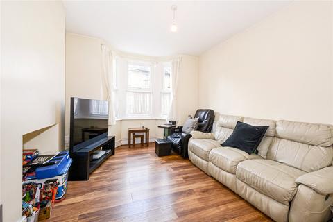 3 bedroom terraced house for sale, Gloucester Road, Walthamstow, London, E17
