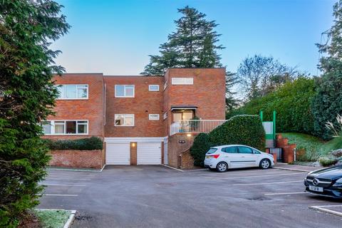 3 bedroom penthouse for sale, Darnhills, Radlett