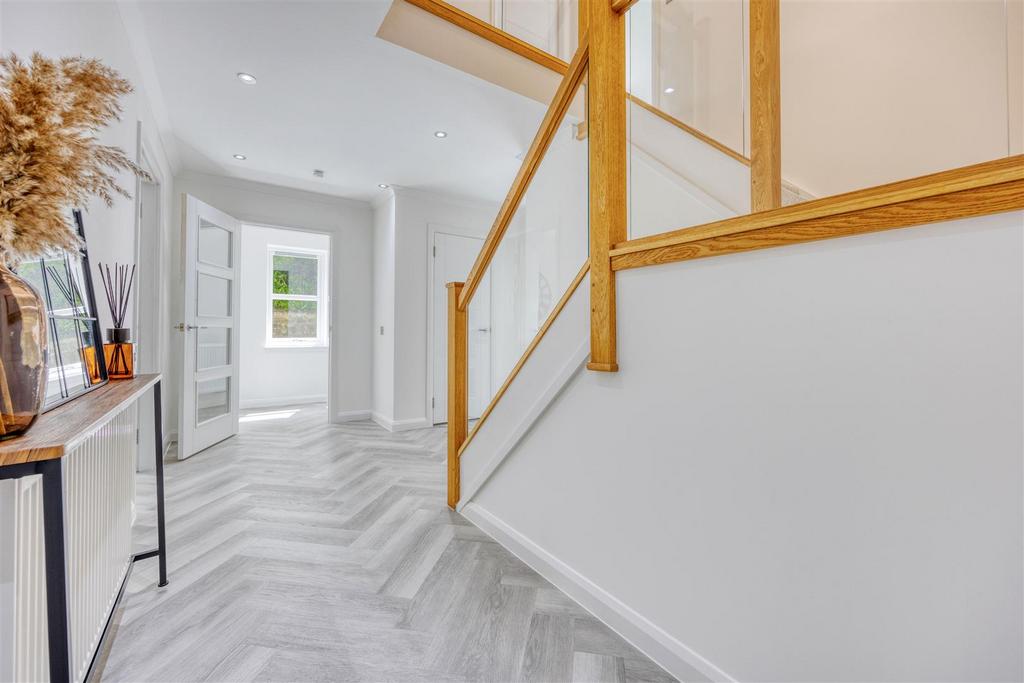 West High Street, Kirkintilloch 3 bed detached house for sale £315,000