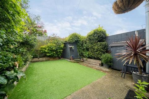 2 bedroom terraced house for sale, St. Lukes Avenue, Ramsgate